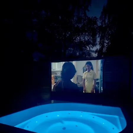 Kukulkowa Stodola - Nowoczesny Dom Z Jacuzzi Elektrycznym * Skuly